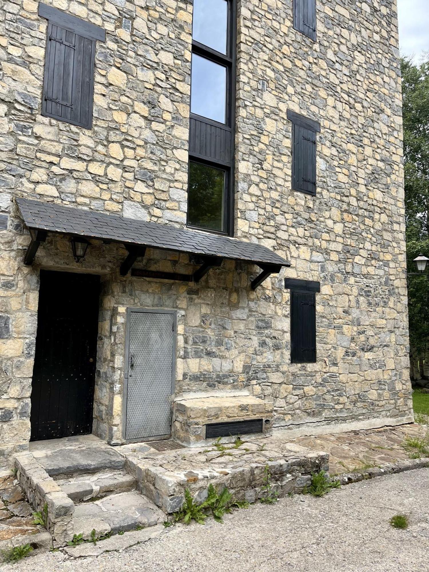 Estudio Las Perseidas - Vall De Boi 普拉德埃米塔 外观 照片